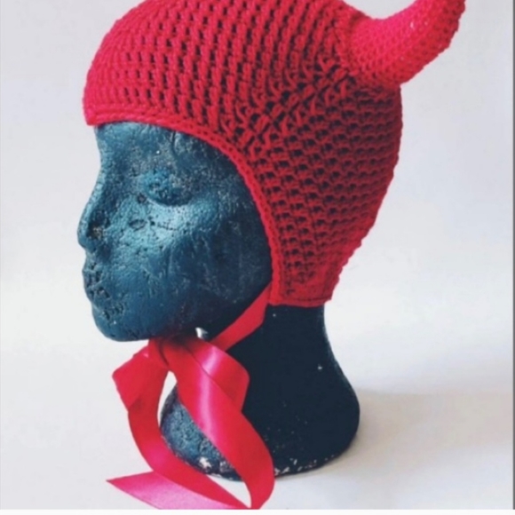 Beelzebub Bonnet - Picture 2 of 2